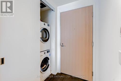 2808 - 5 Soudan Avenue, Toronto, ON - Indoor Photo Showing Laundry Room