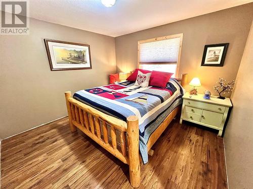 Block E Crooked Lake, Lake Country, BC - Indoor Photo Showing Bedroom