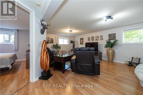 320 1St Street W, Owen Sound, ON - Indoor