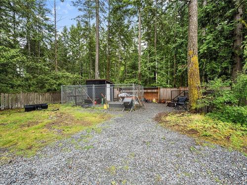 1410 Spruston Rd, Nanaimo, BC - Indoor Photo Showing Other Room