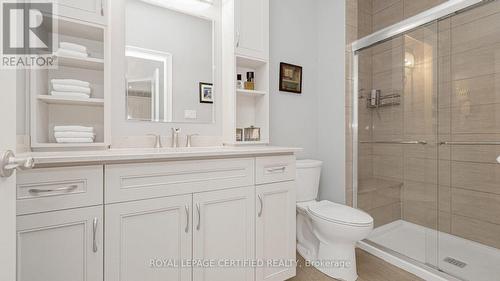 15 Hillcrest Drive, New Tecumseth, ON - Indoor Photo Showing Bathroom