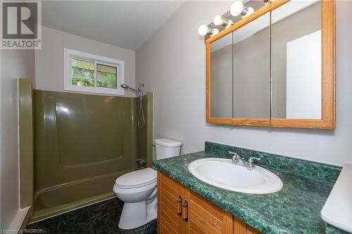 565 24Th Street W, Owen Sound, ON - Indoor Photo Showing Bathroom