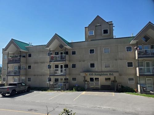 102 - 105 Knighton Rd, Kimberley, BC - Outdoor With Balcony With Facade