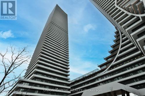 Lph02B - 20 Shore Breeze Drive, Toronto, ON - Outdoor