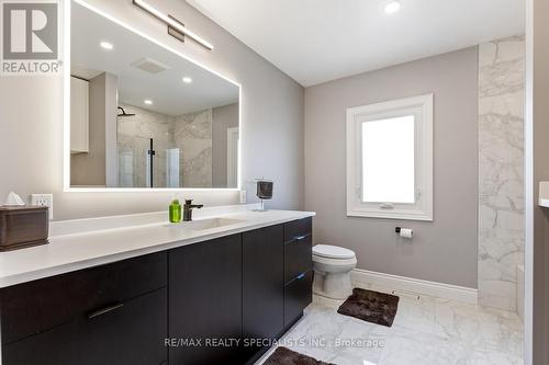 4152 Arbourfield Drive, Burlington, ON - Indoor Photo Showing Bathroom