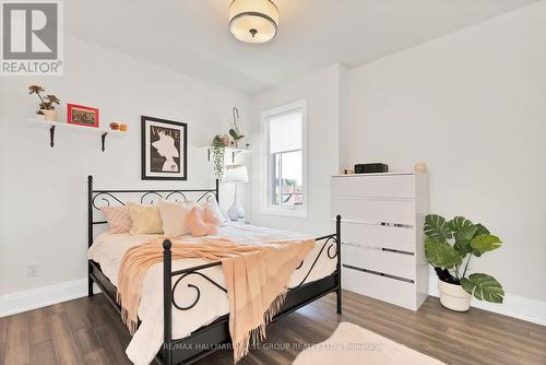 663 Oxford Street, Toronto, ON - Indoor Photo Showing Bedroom