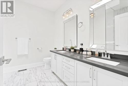 663 Oxford Street, Toronto, ON - Indoor Photo Showing Bathroom