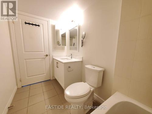 2411 - 275 Yorkland Road, Toronto, ON - Indoor Photo Showing Bathroom