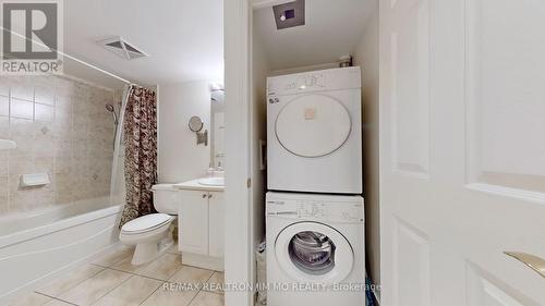 811 - 18 Spring Garden Avenue, Toronto, ON - Indoor Photo Showing Laundry Room