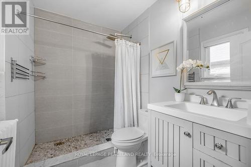 567 Roehampton Avenue, Toronto, ON - Indoor Photo Showing Bathroom