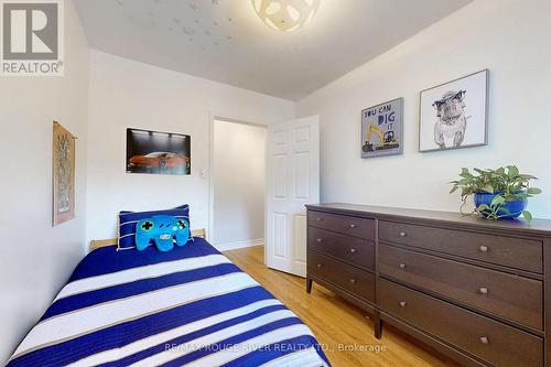 15 Shippigan Crescent, Toronto, ON - Indoor Photo Showing Bedroom