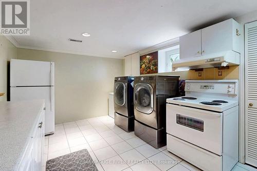 15 Shippigan Crescent, Toronto, ON - Indoor Photo Showing Laundry Room