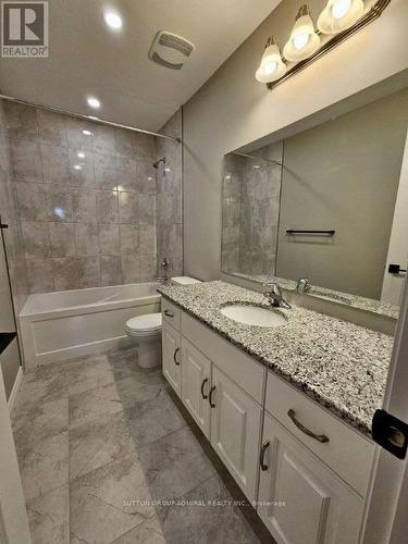 1026 Wright Drive, Midland, ON - Indoor Photo Showing Bathroom