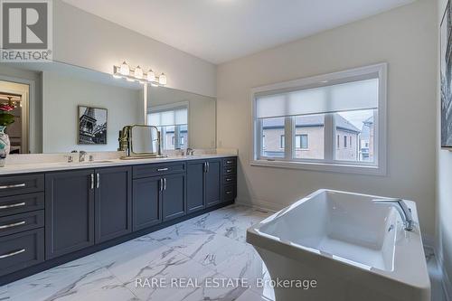 2434 Irene Crescent, Oakville, ON - Indoor Photo Showing Bathroom