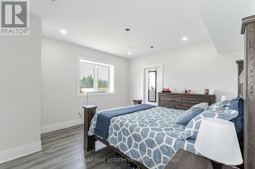 514446 2Nd Line, Amaranth, ON - Indoor Photo Showing Bedroom