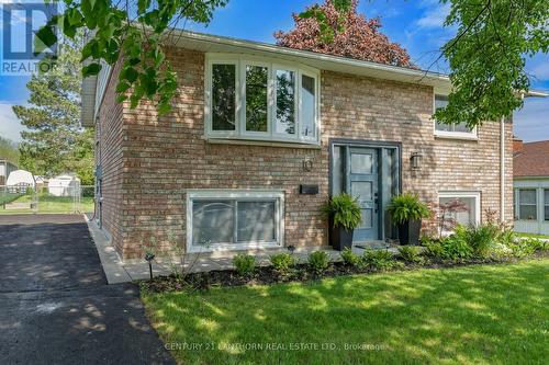 10 Spring Street, Prince Edward County, ON - Outdoor