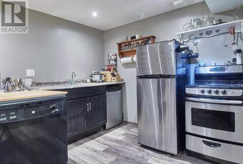 42 Pigeon Lake Road, Kawartha Lakes (Lindsay), ON - Indoor Photo Showing Kitchen