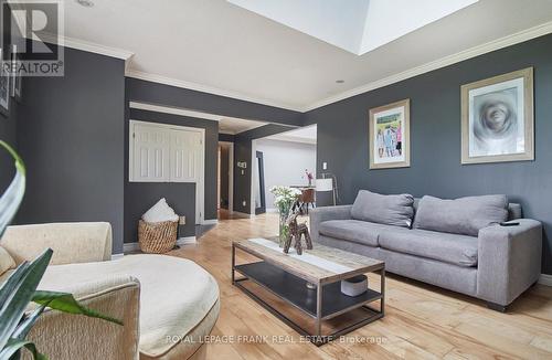 42 Pigeon Lake Road, Kawartha Lakes, ON - Indoor Photo Showing Living Room