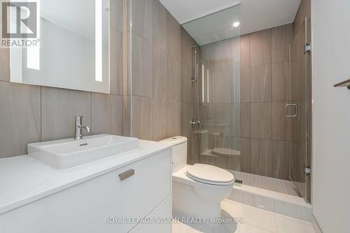 806 - 470 Front Street W, Toronto, ON - Indoor Photo Showing Bathroom