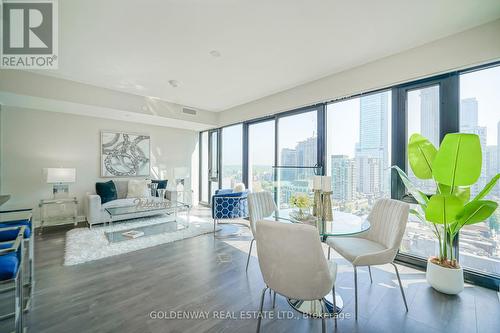 1804 - 188 Cumberland Street, Toronto, ON - Indoor Photo Showing Living Room