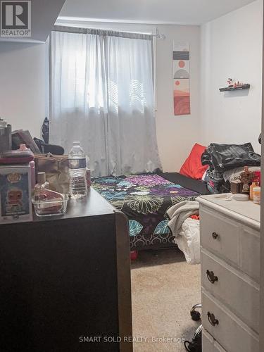 10 - 252 Penetanguishene Road, Barrie, ON - Indoor Photo Showing Bedroom