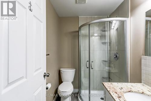 60 Gayla Street, Vaughan (Brownridge), ON - Indoor Photo Showing Bathroom