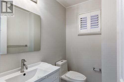 60 Gayla Street, Vaughan (Brownridge), ON - Indoor Photo Showing Bathroom