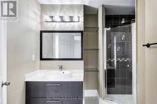 60 Gayla Street, Vaughan (Brownridge), ON - Indoor Photo Showing Bathroom