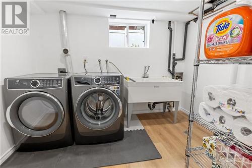 1632 Drake Avenue, Ottawa, ON - Indoor Photo Showing Laundry Room