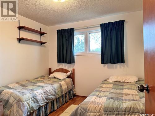 1008 2Nd Avenue, Raymore, SK - Indoor Photo Showing Bedroom