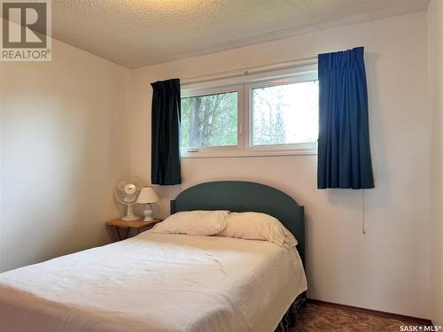 1008 2Nd Avenue, Raymore, SK - Indoor Photo Showing Bedroom