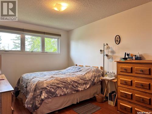 1008 2Nd Avenue, Raymore, SK - Indoor Photo Showing Bedroom