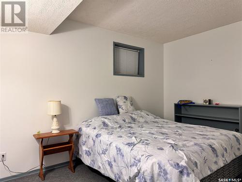 1008 2Nd Avenue, Raymore, SK - Indoor Photo Showing Bedroom