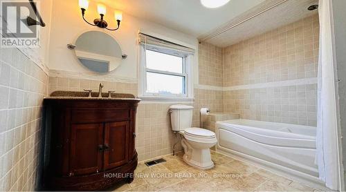 7 Margaret Avenue, Toronto, ON - Indoor Photo Showing Bathroom