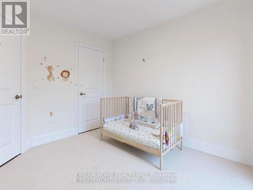 32 Kenneth Wood Crescent, Toronto, ON - Indoor Photo Showing Bedroom