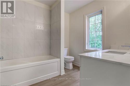 53 Division Street, Saugeen Shores, ON - Indoor Photo Showing Bathroom