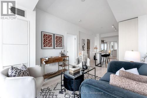 2104 - 225 Sumach Street S, Toronto, ON - Indoor Photo Showing Living Room