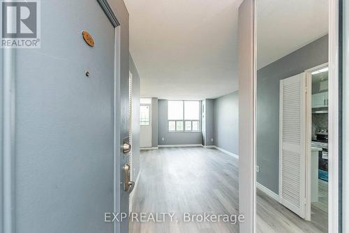 510 - 10 Edgecliff Golfway, Toronto, ON -  Photo Showing Other Room