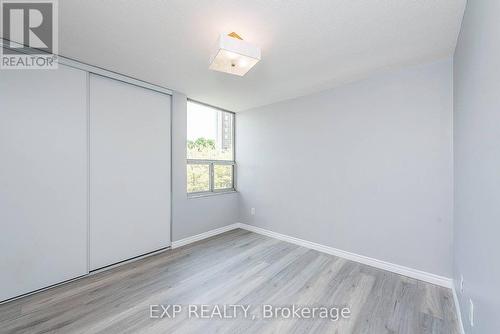 510 - 10 Edgecliff Golfway, Toronto, ON - Indoor Photo Showing Other Room