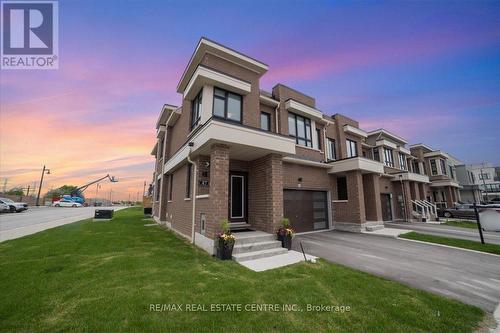 47 Caspian Square, Clarington, ON - Outdoor With Facade