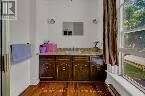 71 Queen Street, Prince Edward County, ON - Indoor Photo Showing Bathroom