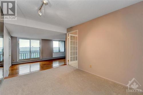 415 Greenview Avenue Unit#1207, Ottawa, ON - Indoor Photo Showing Other Room