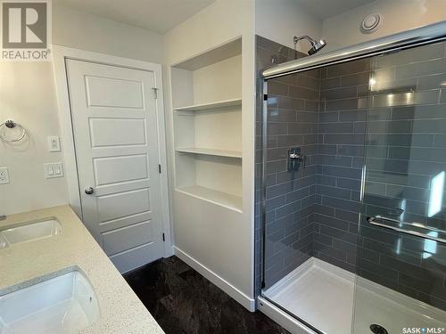 316 Pepper Place, Saskatoon, SK - Indoor Photo Showing Bathroom