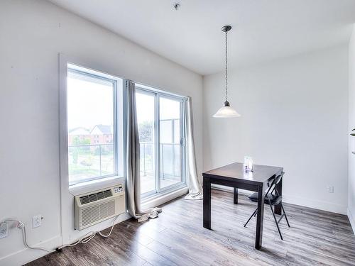 Dining room - 303-25 Av. Ernest-Rochette, La Prairie, QC - Indoor