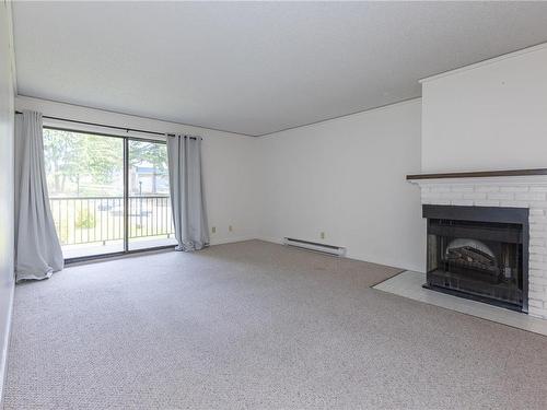 218-585 Dogwood St South, Campbell River, BC - Indoor With Fireplace