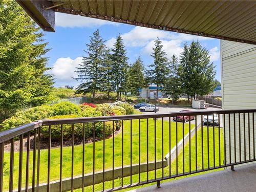 218-585 Dogwood St South, Campbell River, BC - Outdoor