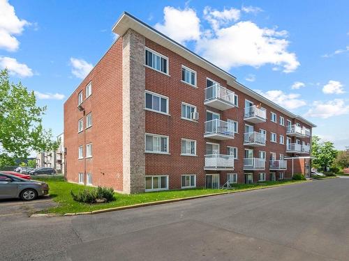 ExtÃ©rieur - 304-100 Rue Sacré-Coeur, Longueuil (Le Vieux-Longueuil), QC - Outdoor With Facade