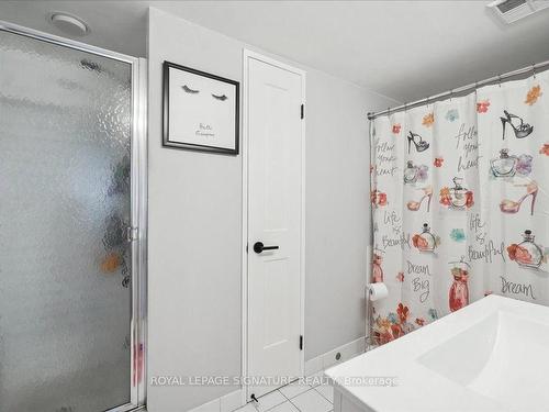 710-75 King St E, Mississauga, ON - Indoor Photo Showing Bathroom