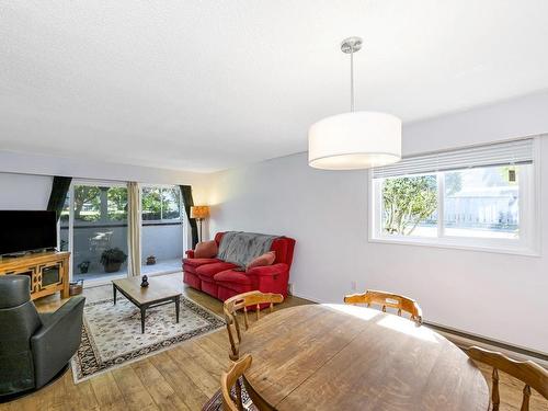 101-1021 Collinson St, Victoria, BC - Indoor