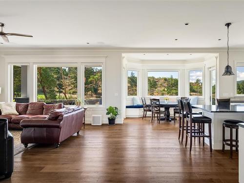 2270 Compass Pointe Pl, Langford, BC - Indoor Photo Showing Living Room